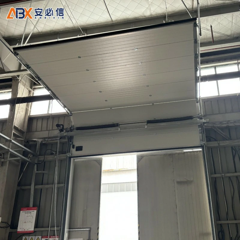 丽江市垂直滑升门